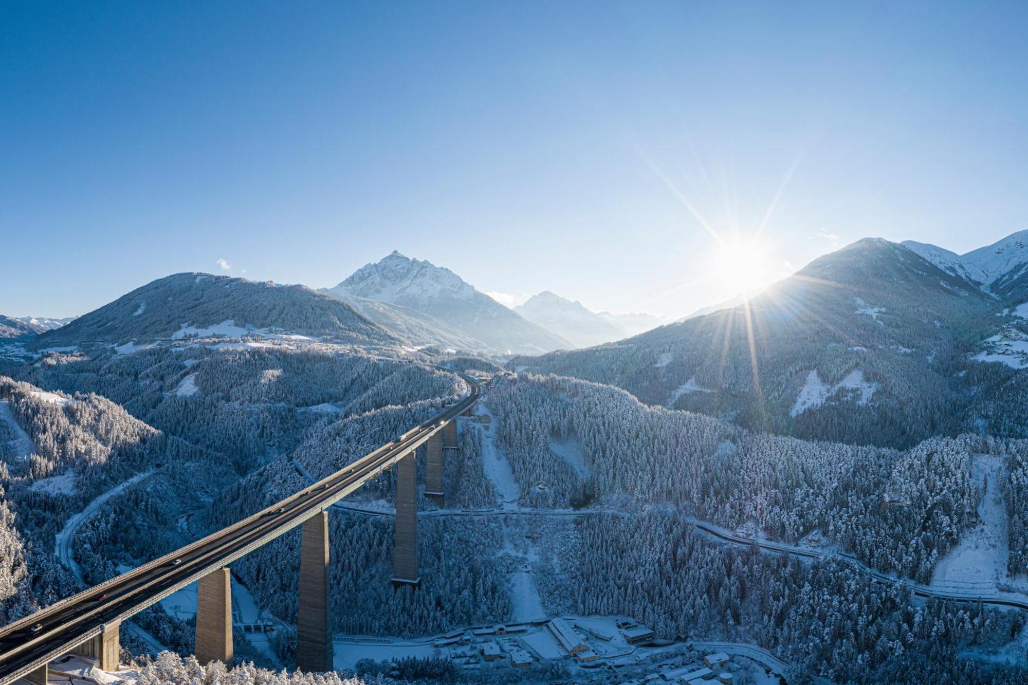 Stubaier Gletscher Xl Apartments Residenz Haus Alpenkoenig Ferienwohnungen Im Alpinen Charme Stubai Super Card Inklusive Neustift im Stubaital Εξωτερικό φωτογραφία